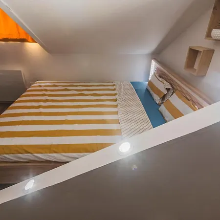 Apartment La Place Des Sacres, Proche Gare Et Centre Reims