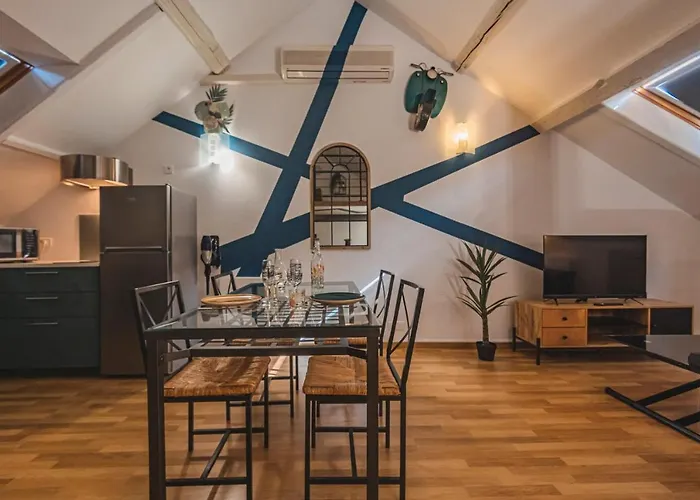 La Place Des Sacres, Proche Gare Et Centre Apartment Reims