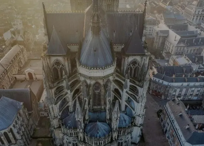 La Place Des Sacres, Proche Gare Et Centre Apartment Reims